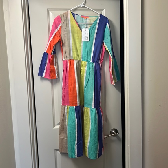 Vilagallo Dresses & Skirts - Vilagallo linen dress!